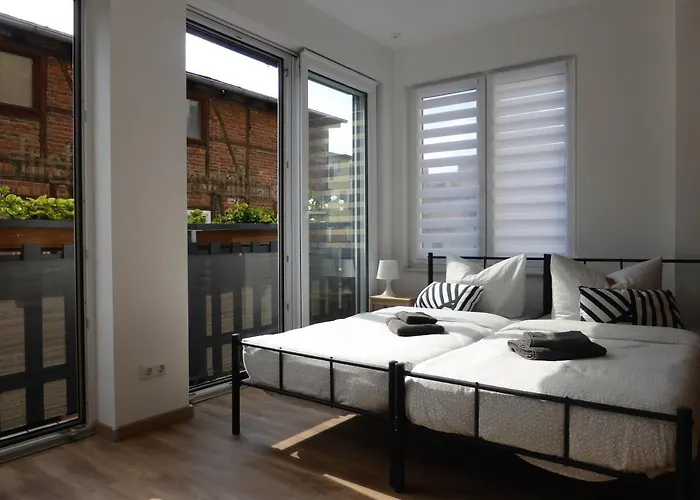 Apartment Ferienwohnung Martin Luther, 3 Schlafzimmer, free WiFi, Nähe Zentrum, klimatisiert, hell, offen, sehr schön,