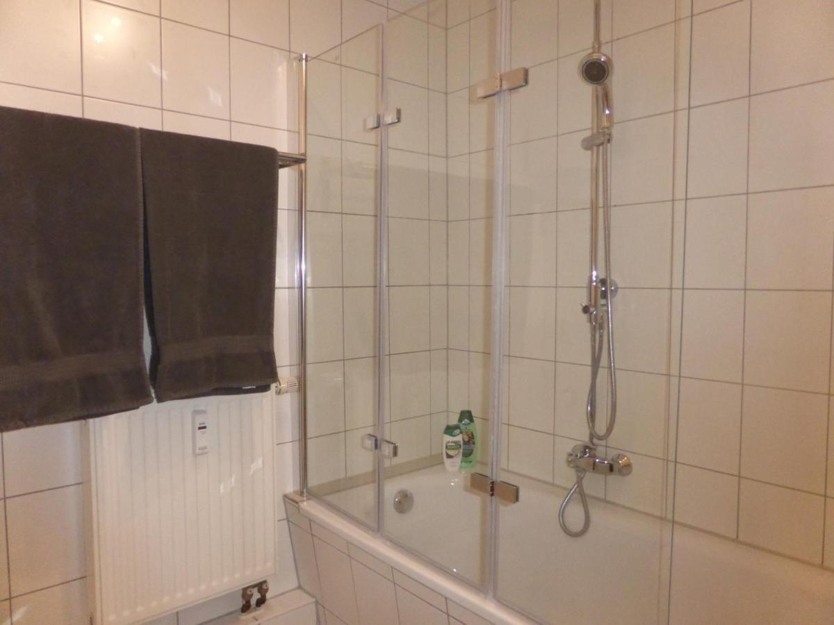 Apartment Martin Luther, 3 Schlafzimmer, Free Wifi, Nähe Zentrum, Klimatisiert, Hell, Offen, Sehr Schön,