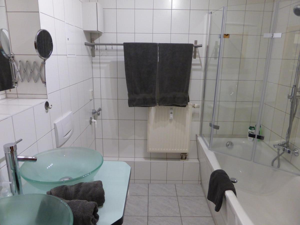 Martin Luther, 3 Schlafzimmer, Free Wifi, Nähe Zentrum, Klimatisiert, Hell, Offen, Sehr Schön, Apartment Jena