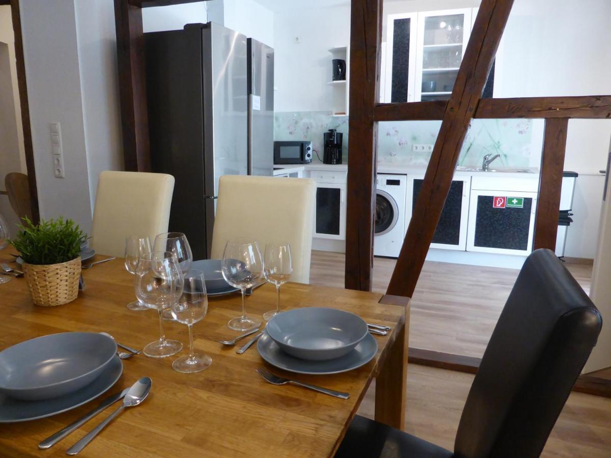 Martin Luther, 3 Schlafzimmer, Free Wifi, Nähe Zentrum, Klimatisiert, Hell, Offen, Sehr Schön, Apartment Jena